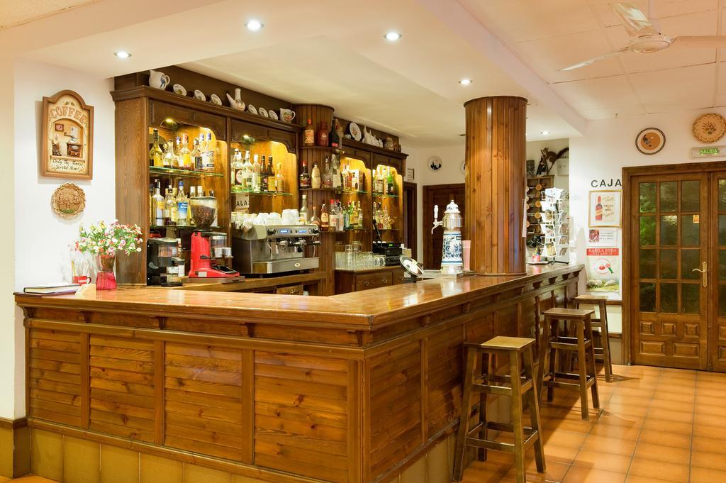 Hotel Castillo D'Acher Siresa エクステリア 写真