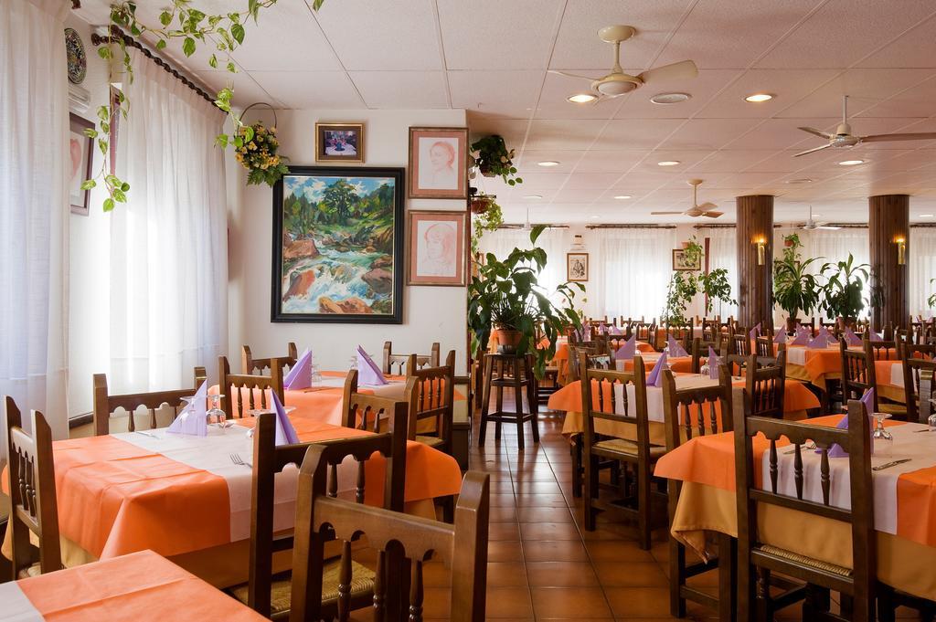 Hotel Castillo D'Acher Siresa エクステリア 写真